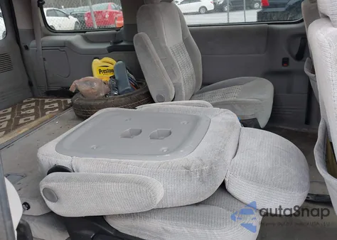 2001 Chevrolet Venture Ls z USA, uszkodzony, nr VIN 1GNDX03E51D286496